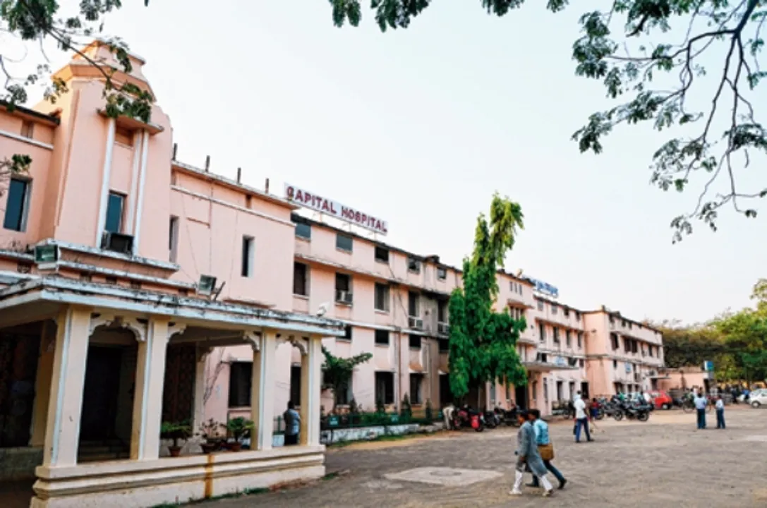  କ୍ୟାପିଟାଲ ହସ୍ପିଟାଲ ଆଇସିୟୁରେ ଅଧିକ କର୍ମଚାରୀ ନିଯୁକ୍ତି ପ୍ରସ୍ତାବ : ଆଇସିୟୁ ପାଇଁ ଆସିବ ସ୍ୱତନ୍ତ୍ର ନୀତି