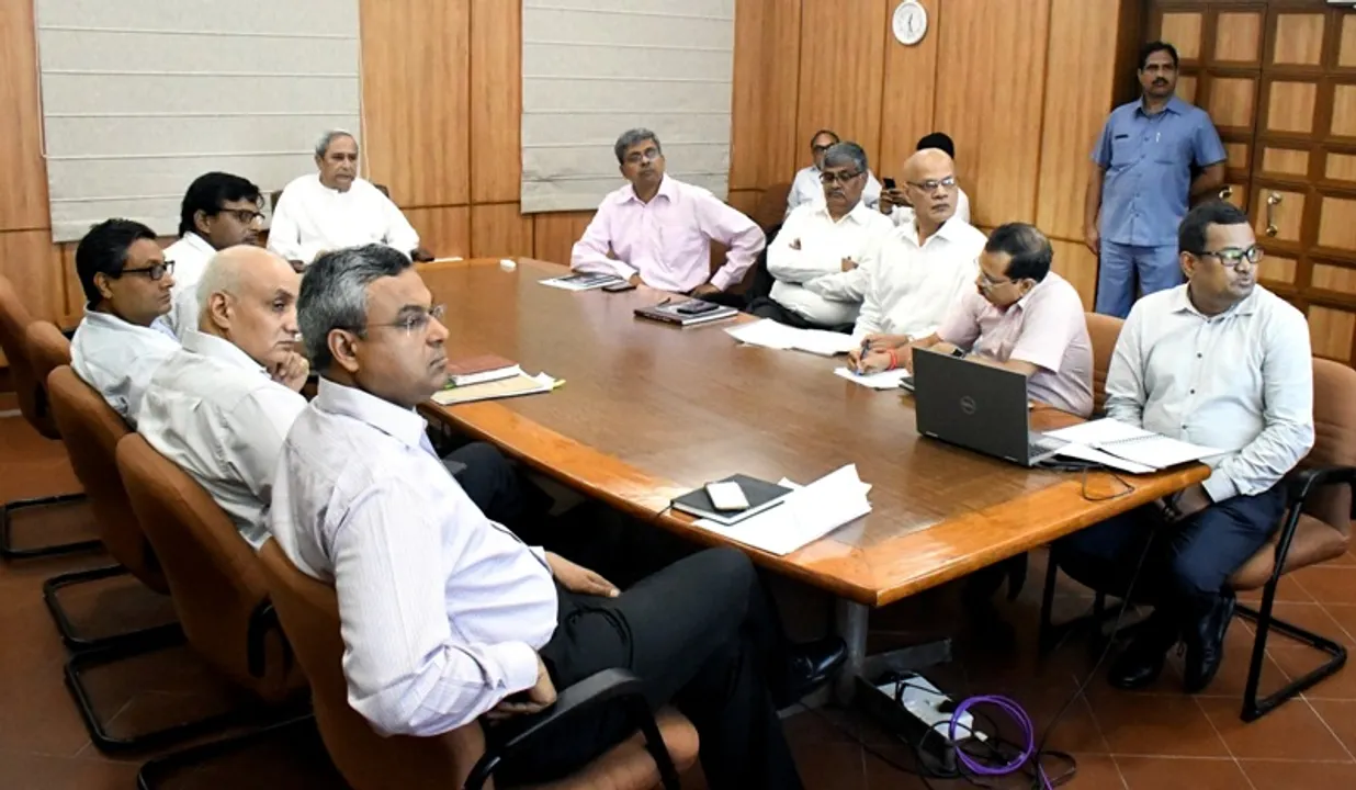  ବନ୍ୟା ପରିସ୍ଥିତି ସମୀକ୍ଷା କଲେ ମୁଖ୍ୟମନ୍ତ୍ରୀ: ବନ୍ୟା ମୁକାବିଲା ପାଇଁ ପ୍ରସ୍ତୁତ ରହିବାକୁ ନିର୍ଦ୍ଦେଶ