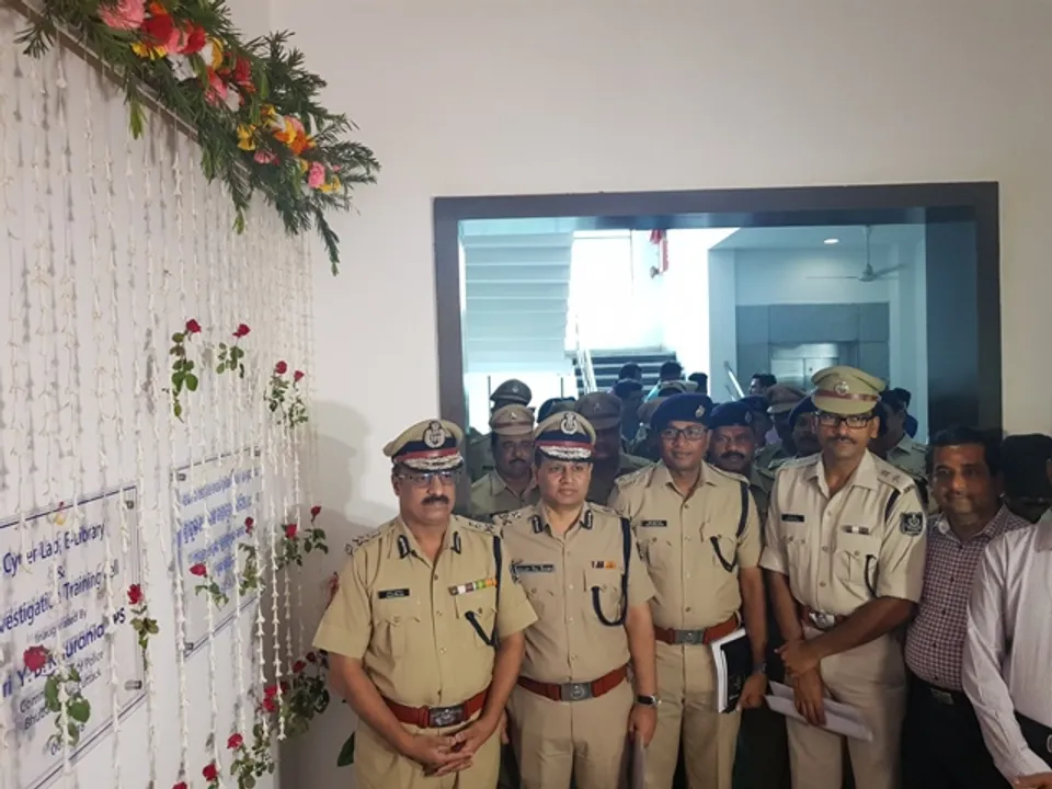  ଇ-ଲାଇବ୍ରେରି, ସାଇବର ତଦନ୍ତ ଓ ପ୍ରଶିକ୍ଷଣ ସେଲ୍‌ ଉଦ୍‌ଘାଟିତ