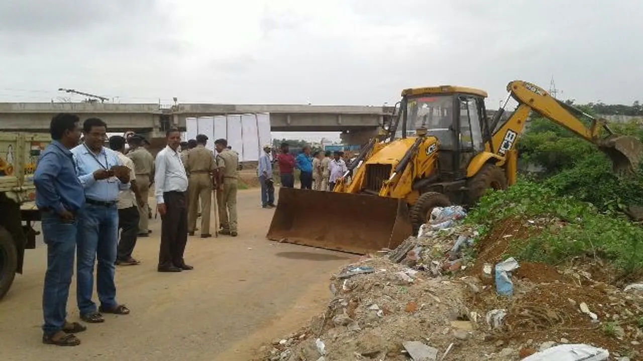  ପୁରୀ ବାଇପାସ୍‌ରୁ ଜବରଦଖଲ ଉଚ୍ଛେଦ