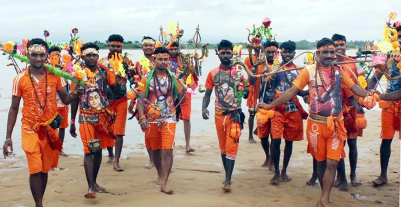  ଶ୍ରାବଣ ମାସ ଆରମ୍ଭ  : ପାଣି ଭାର ନେଇ ଶୈବପୀଠ ଅଭିମୁଖେ କାଉଡ଼ିଆ