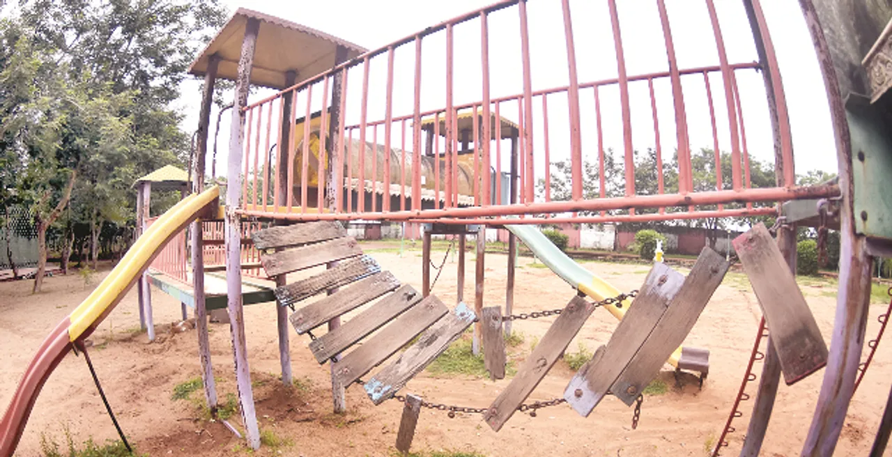  ନା ହେଉଛି ବିକାଶ ନା ରକ୍ଷଣାବେକ୍ଷଣ, ସମସ୍ୟାରେ ଛନ୍ଦି ହୋଇପଡ଼ିଛି ମଧୁସୂଦନ ପାର୍କ