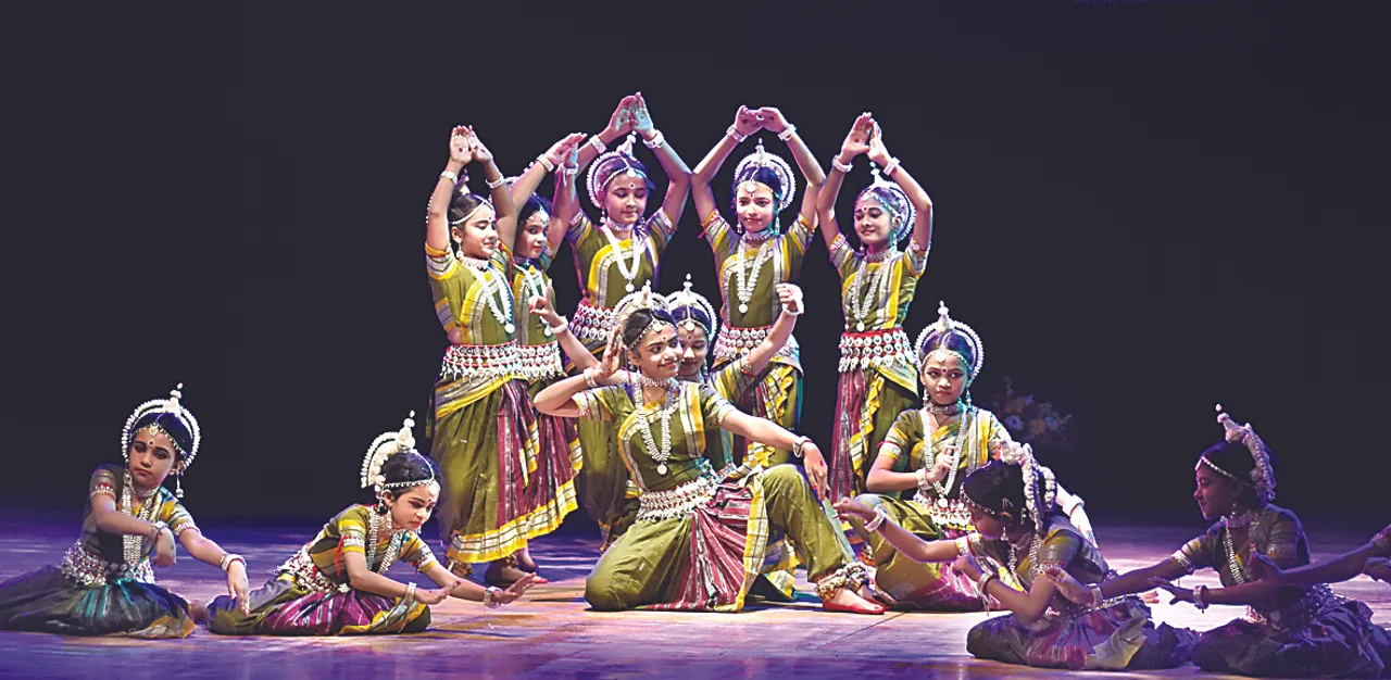  ଉପସରଣମ୍‌ ନୃତ୍ୟରେ ଦେବୀଶକ୍ତିର ବର୍ଣ୍ଣନା