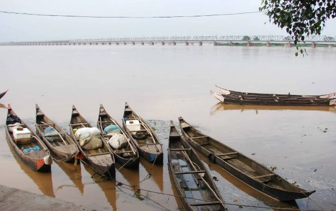  ଲଗାଣ ବର୍ଷା ଫଳରେ ମହାନଦୀରେ ପ୍ରଥମ ବନ୍ୟାଜଳ