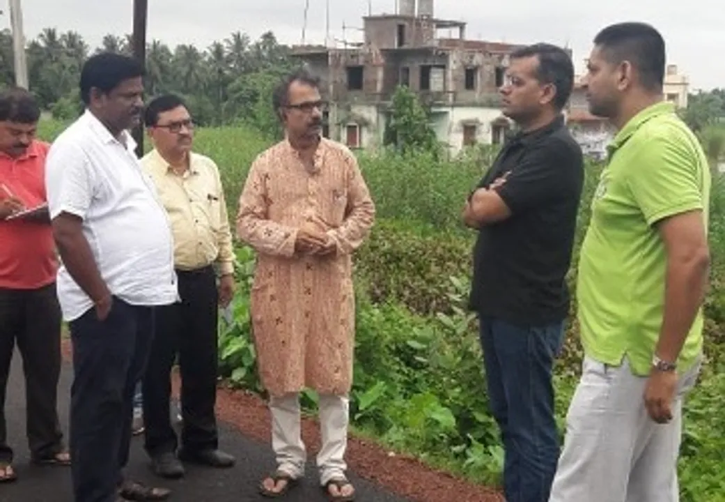  ପାହାଳ ନିକଟରେ ବ୍ୟବସାୟିକ ପ୍ରତିଷ୍ଠାନ ସିଲ୍‌ କରିବାକୁ ନିର୍ଦ୍ଦେଶ