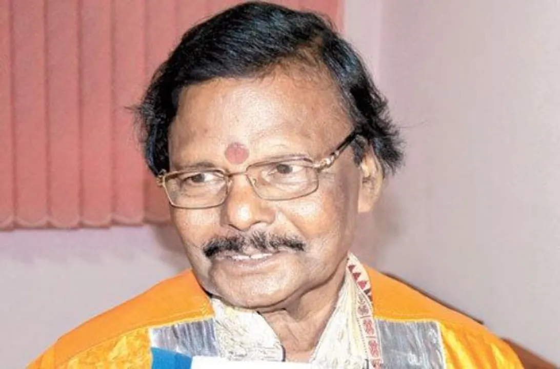  ଓଡ଼ିଶା ଲଳିତ କଳା ଏକାଡେମି ସଭାପତି ପଦରୁ ଇସ୍ତଫା ଦେଲେ ରଘୁନାଥ ମହାପାତ୍ର