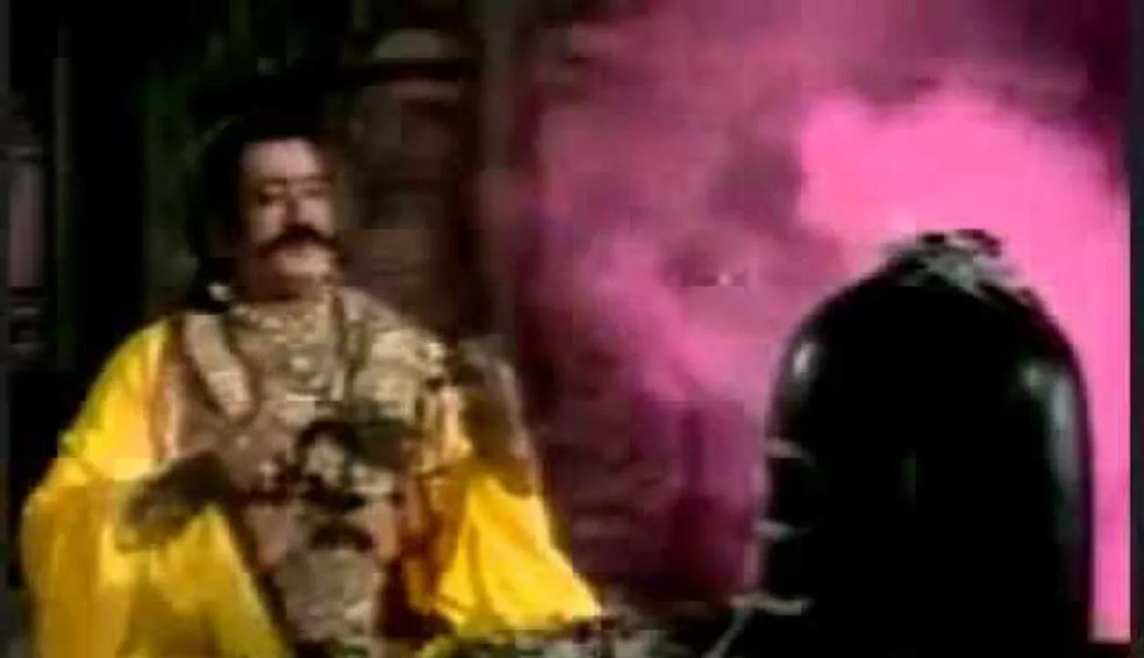  ରାବଣ ଶିବ ପୂଜା କରୁଥିବା ବେଳେ , ପରାକ୍ରମୀ ରାଜା ରାଣୀମାନଙ୍କ ସହିତ ନର୍ମଦା ନଦୀରେ ଜଳକ୍ରୀଡ଼ା କରୁଥିଲେ, ଜାଣନ୍ତୁ ଏହାପରେ କି ଅଘଟଣ ଘଟିଥିଲା