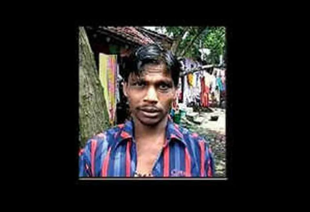  ସାଧୁ ରିକ୍ସାବାଲା ମଣ୍ଟୁ: ଫେରାଇ ଦେଲା ଭୁଲ୍‌ରେ ମହିଳା ଯାତ୍ରୀ ଛାଡ଼ି ଯାଇଥିବା ହୀରା, ସୁନା ଓ ଟଙ୍କା ଥିବା ବ୍ୟାଗ୍‌