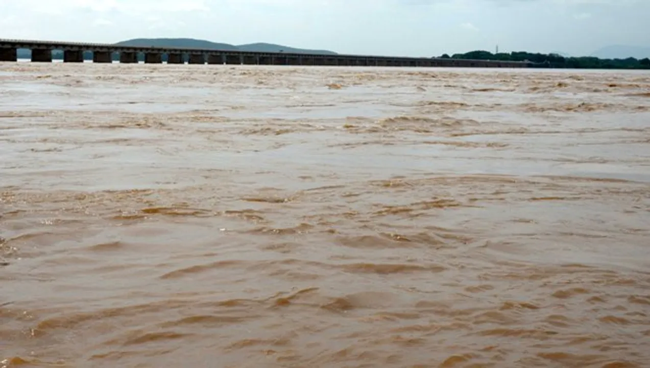  ମୁଣ୍ଡୁଳିରେ ବନ୍ୟା ଜଳ