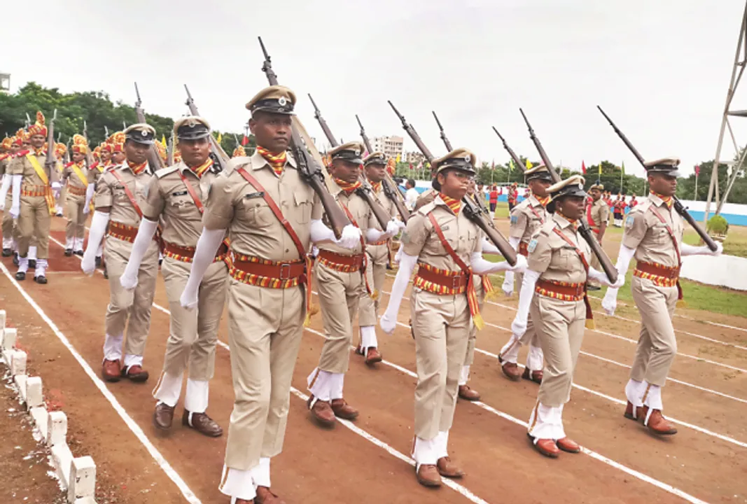  ଓଏମ୍‌ଭିଡି ଏସ୍‌ଆଇ ପାସିଂ ଆଉଟ୍‌ ପରେଡ୍‌: ‘ଜିଡିପିକୁ ପ୍ରଭାବିତ କରୁଛି ଦୁର୍ଘଟଣାଜନିତ ମୃତ୍ୟୁ’