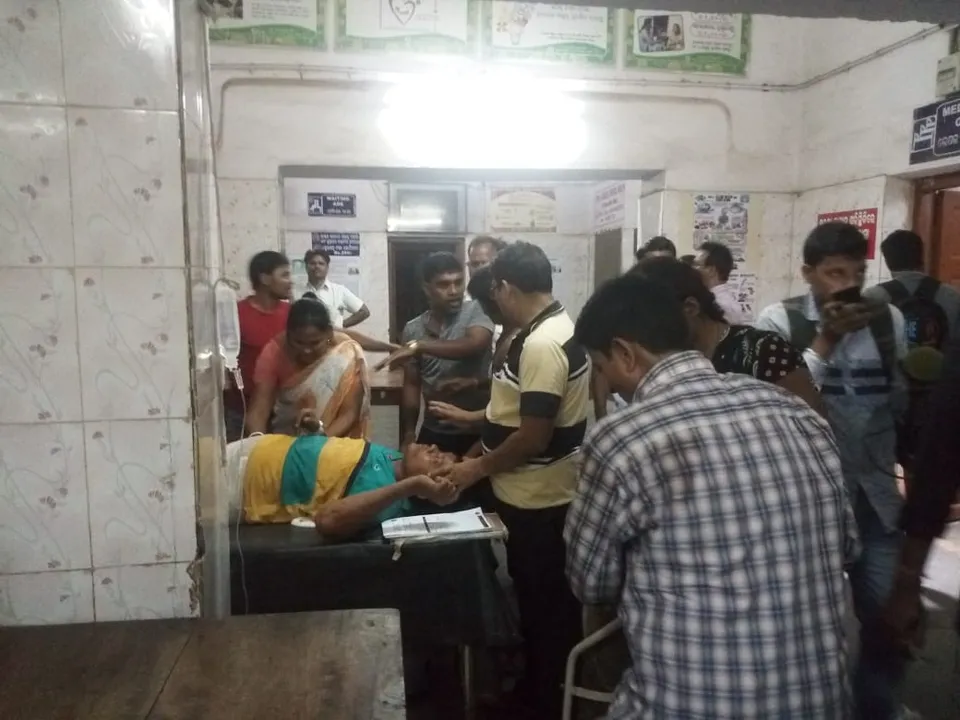  ଭଦ୍ରକ: ଓଲଟିଲା ଯାତ୍ରୀ ବସ, ୩୦ ଆହତ, ୨ ଗୁରୁତର