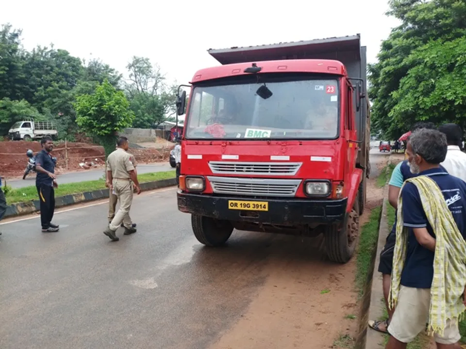 ନନ୍ଦନକାନନ ରୋଡ୍‌ରେ ସିରିଜ୍‌ ଦୁର୍ଘଟଣା