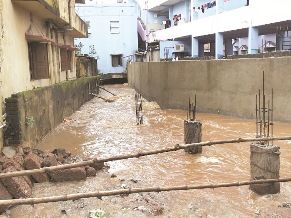  ବରମୁଣ୍ଡାର ଦୁଃଖ; ୮ ନମ୍ବର ଡ୍ରେନ୍‌