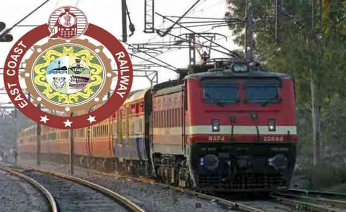  ଚାକିରି ଆଶାୟୀ! ସାବଧାନ : ବୁଲୁଛନ୍ତି ଠକ, ଲୁଟିନେବେ, ସତର୍କ କରାଇଲା ପୂର୍ବତଟ ରେଳପଥ