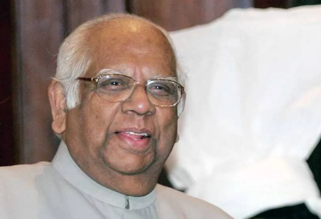  ଭେଣ୍ଟିଲେଟର୍‌ରେ ସୋମନାଥ ଚାଟାର୍ଜୀ