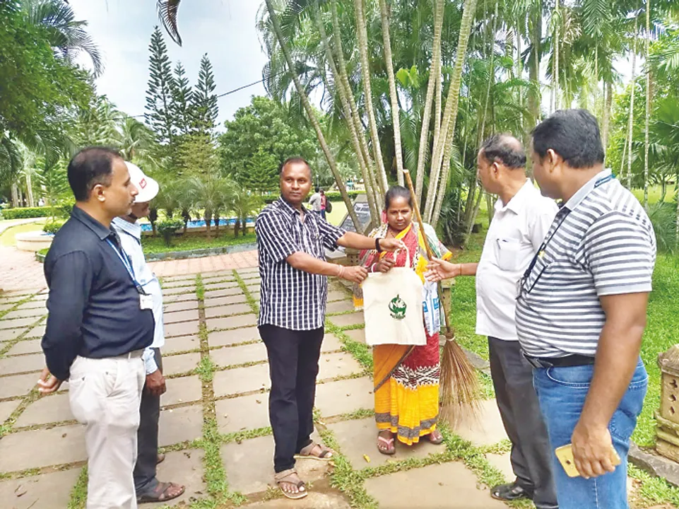  ବିଡିଏ ପକ୍ଷରୁ ‘ପ୍ଲାଷ୍ଟିକ୍‌କୁ ନା’ ନେଇ ସଚେତନତା