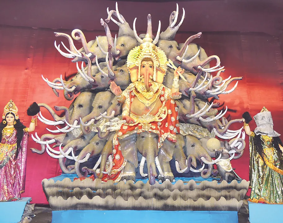  ସହିଦ ନଗରରେ ପୂଜା ପାଇବେ ୩୫ଟି ହାତୀ ଉପରେ ବିରାଜିତ ସହସ୍ରମୁଖୀ ଗଣେଶ