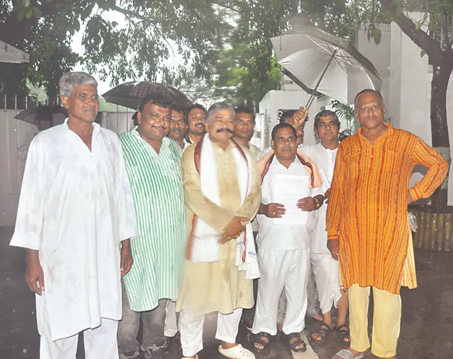  ରାଜ୍ୟପାଳଙ୍କୁ ଭେଟିଲେ କଂଗ୍ରେସ କୃଷକ ସେଲ୍‌ ପ୍ରତିନିଧି