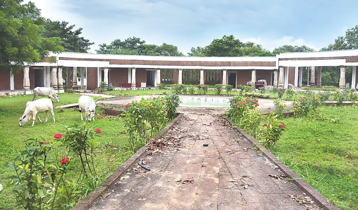  ଜୀବନ୍ୟାସ ପାଉଛି ଖଣ୍ଡିଗିରି ବ୍ୟାଖ୍ୟାନ କେନ୍ଦ୍ର