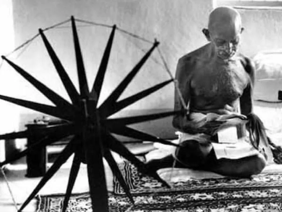  ବାପୁଙ୍କୁ ଅନନ୍ୟ ଶ୍ରଦ୍ଧାଞ୍ଜଳି: ବିଶ୍ୱ ସାରା ଖେଳିଗଲା ‘ବୈଷ୍ଣବ ଜନ ତୋ’ ଗୀତ ; ୧୨୪ଟି ଦେଶର କଣ୍ଠଶିଳ୍ପୀଙ୍କ କଣ୍ଠରେ ଶୁଭିଲା ଗାନ୍ଧୀଙ୍କ ପ୍ରିୟ ଭଜନ