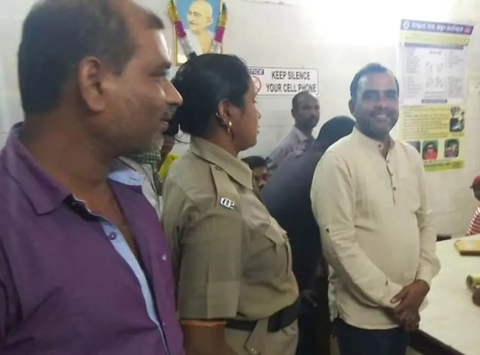  ମନ୍ତ୍ରୀଙ୍କ ଗାଡ଼ି କାଚ ଭଙ୍ଗା ଘଟଣା : ପୂର୍ବତନ ପୌର ଉପାଧୢକ୍ଷ ସୁରେଶ ସାହୁଙ୍କ ସମେତ ୪ ଗିରଫ
