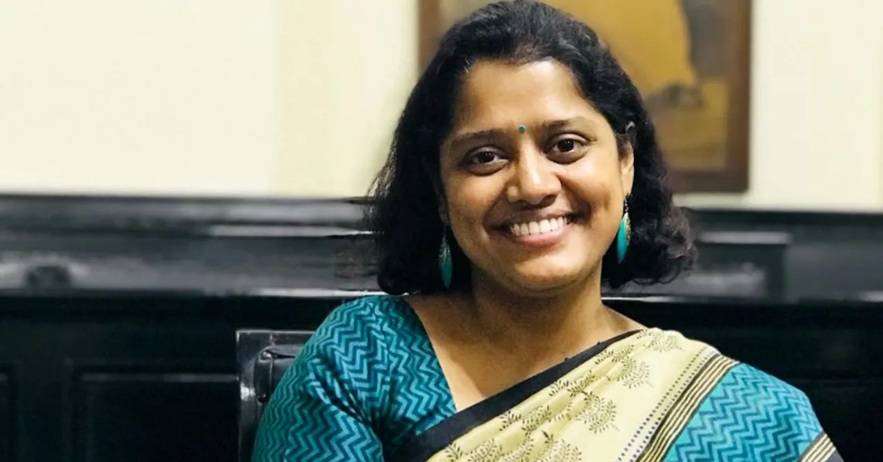  ଝିଅ ଜନ୍ମ ହେଲା ବୋଲି ଦୁଃଖୀ ଥିଲେ ପରିବାର ଲୋକ; ଆଇଏଏସ୍‌ ହେବା ପରେ ସଫଳ ଶ୍ୱେତା କହିଲେ ଜୀବନ ଯନ୍ତ୍ରଣାର କାହାଣୀ