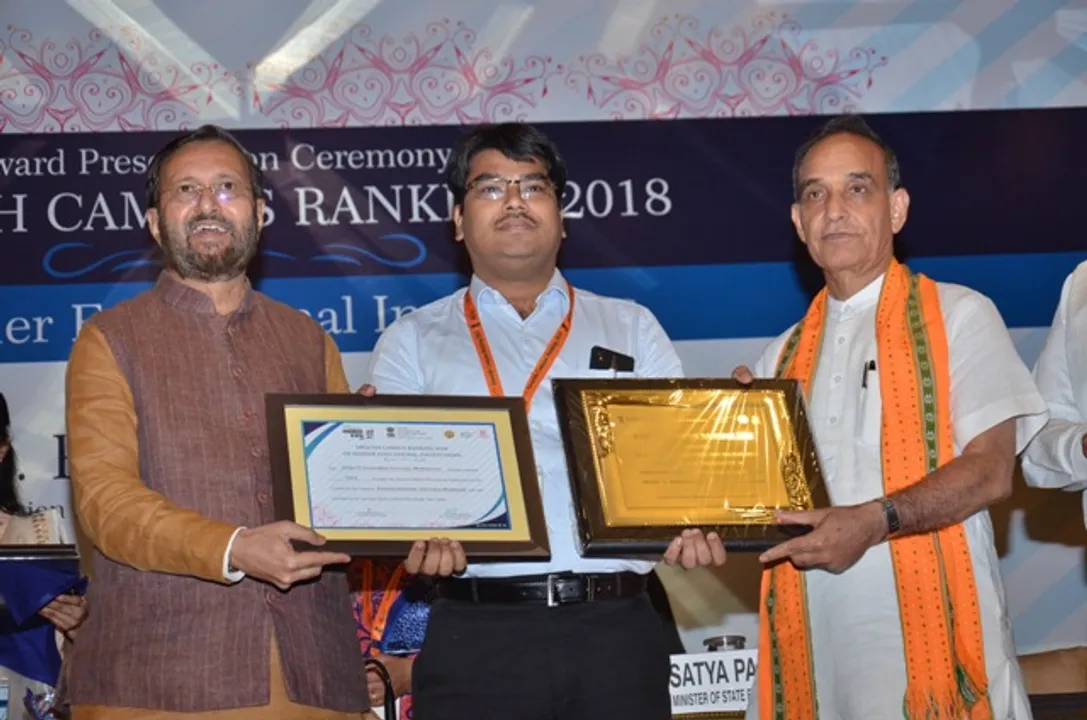  ସ୍ୱଚ୍ଛ କ୍ୟାମ୍ପସ୍ ର‍୍ୟାଙ୍କିଂ: ଦେଶରେ ତୃତୀୟ ସ୍ଥାନରେ ସୋଆ