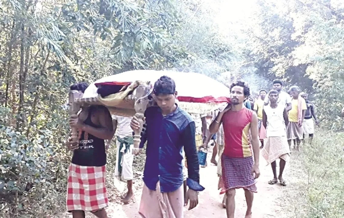  ଜାମିନ୍‌ରେ ଆସି ପାରିଲାନି ପୁଅ, ୨ ଦିନ ପଡ଼ିରହିଲା ମା’ର ଶବ