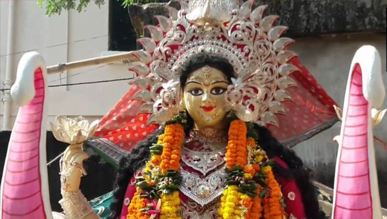  ବିରାଜିବେ ଗଜଲକ୍ଷ୍ମୀ