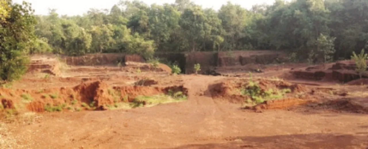 ମାଫିଆଙ୍କ କବ୍‌ଜାରେ ମହାଗିରି ପର୍ବତାଞ୍ଚଳ : ବେଆଇନ ଭାବେ ଚାଲିଛି ମାଙ୍କଡ଼ା ପଥର ଲୁଟ 