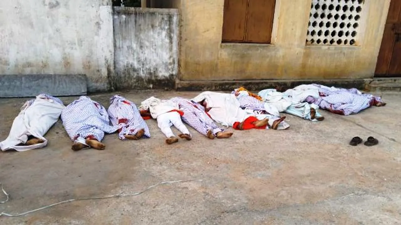  ନୂଆପଡ଼ା:ବୈଷ୍ଣୋଦେବୀ ମନ୍ଦିରରେ ଭଜନ ପରିବେଷଣ ହେଲା ଶେଷ କାର୍ଯ୍ୟକ୍ରମ, ଦୁର୍ଘଟଣାରେ ଚୀରନିଦ୍ରାରେ ଶୋଇଗଲେ ୧୦ କଳାକାର