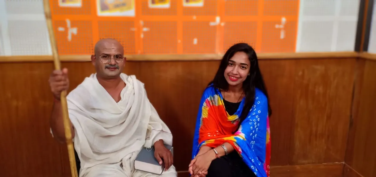  ରେଡିଓ ଚକ୍‌ଲେଟ୍‌ରେ ‘ବାପୁ ହେ’