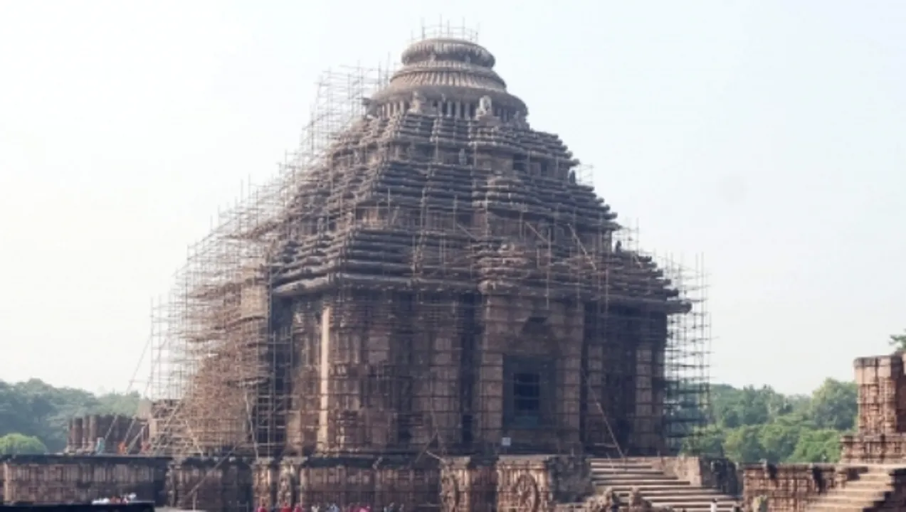  ଭୁଶୁଡ଼ିବ କୋଣାର୍କ!