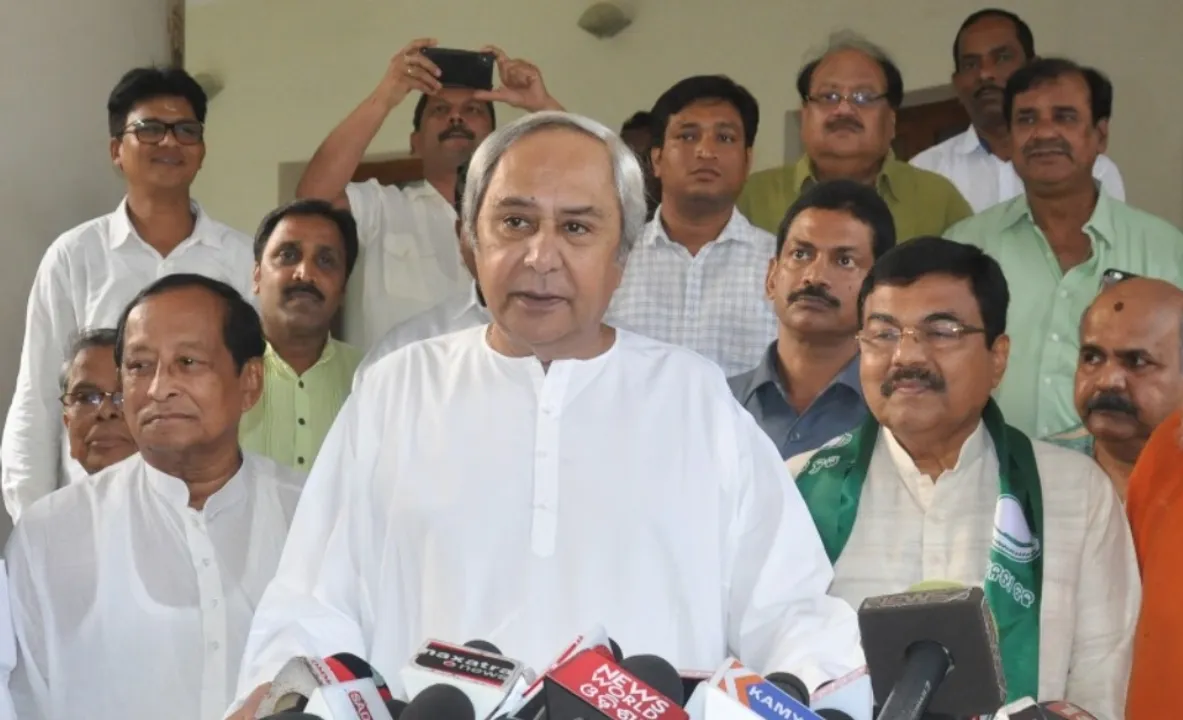  ୨୦୧୯ ନିର୍ବାଚନୀ ମଇଦାନକୁ ଓହ୍ଲାଇ ପାରନ୍ତି ଓଡ଼ିଶାର ଏହି ଅବସରପ୍ରାପ୍ତ ଆଇଏଏସ୍‌, ଆଇପିଏସ୍‌ ଓ ଆଇଏଏଏସ୍‌