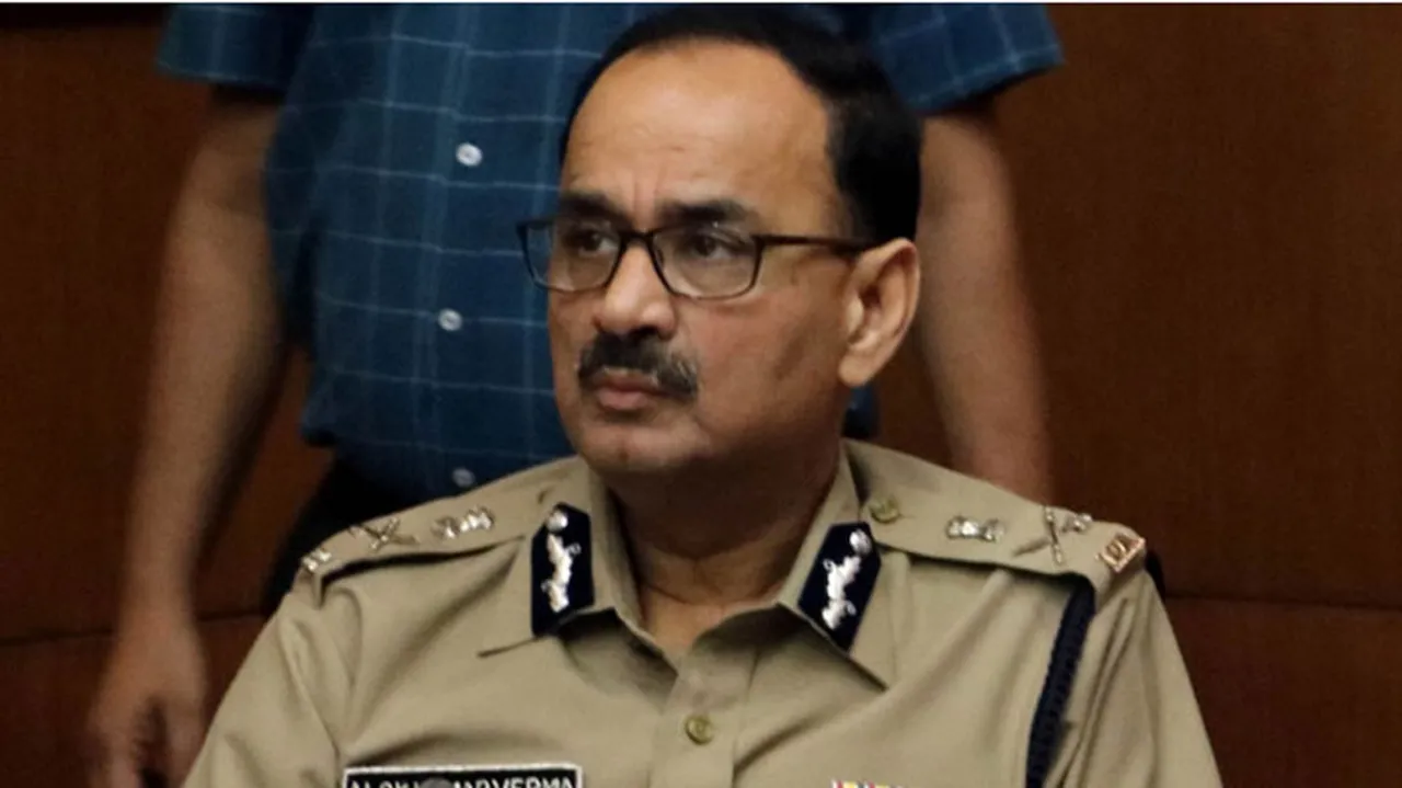  ଦ୍ୱିତୀୟ ଦିନ ସିଭିସି ସମ୍ମୁଖରେ ହାଜର ହେଲେ ସିବିଆଇ ନିର୍ଦେଶକ ଆଲୋକ ବର୍ମା