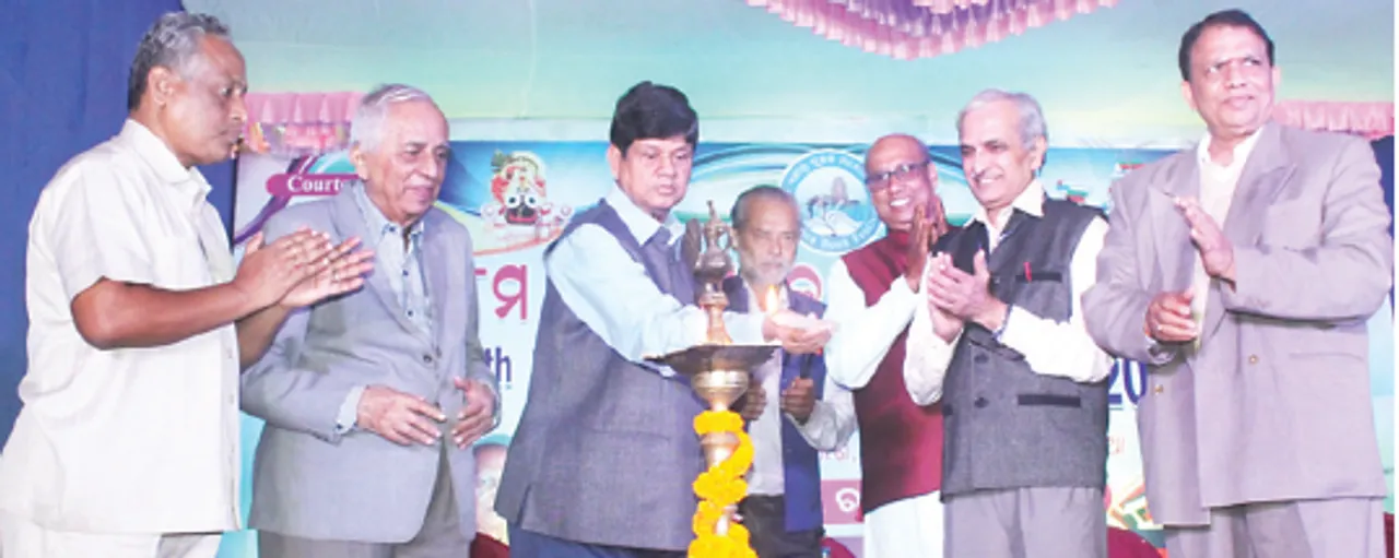  ଏକାମ୍ର ପୁସ୍ତକ ମହୋତ୍ସବ ଉଦ୍‌ଘାଟିତ, ‘ଜାଣିବାର ଇଚ୍ଛା ଥିବା ଯାଏଁ ପୁସ୍ତକ ବଞ୍ଚିବ’