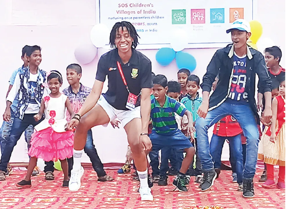  ଏସ୍‌ଓଏସ୍‌ ଶିଶୁଗ୍ରାମରେ ଦକ୍ଷିଣ ଆଫ୍ରିକା ହକି ଟିମ୍‌