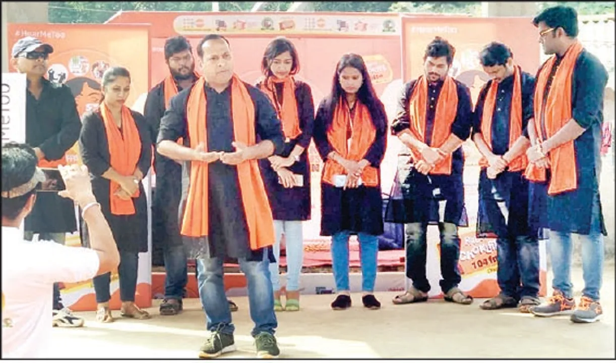  ରେଡିଓ ଜକିମାନଙ୍କ ଦ୍ୱାରା ପଥପ୍ରାନ୍ତ ନାଟକ ‘ବ୍ରେକ୍ ଦି ସାଇଲେନ୍‌ସ’