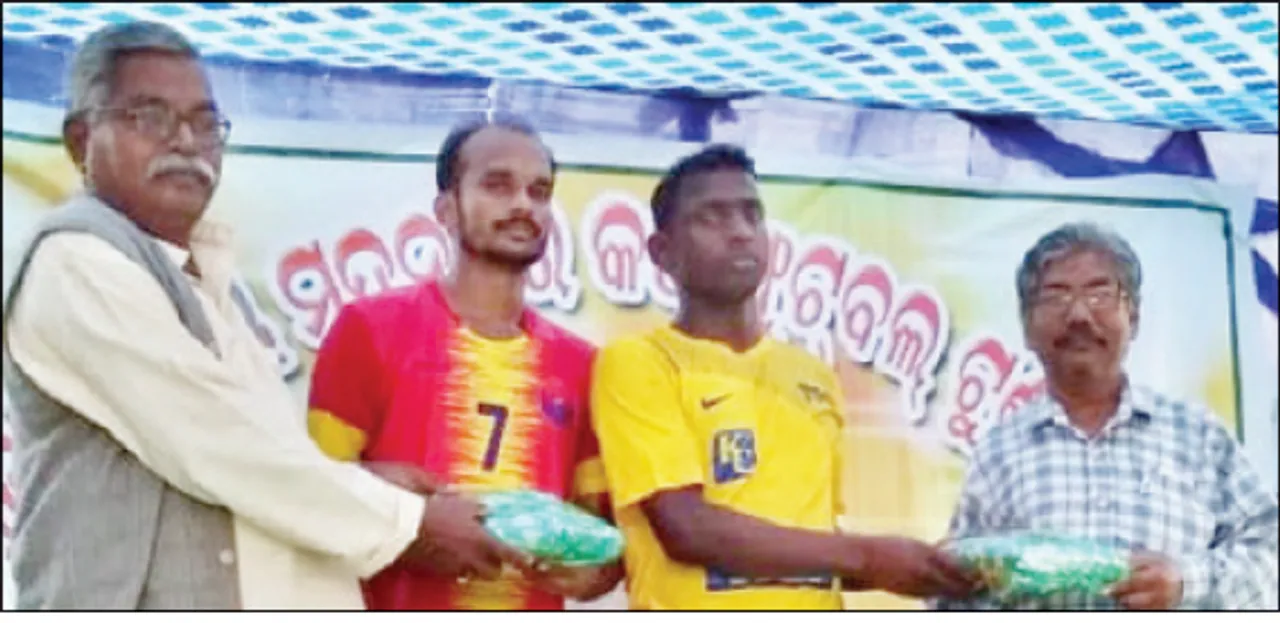  ମଦନପୁର କପ୍‌ ଫାଇନାଲ୍‌ରେ କିଶୋର କ୍ଲବ୍‌