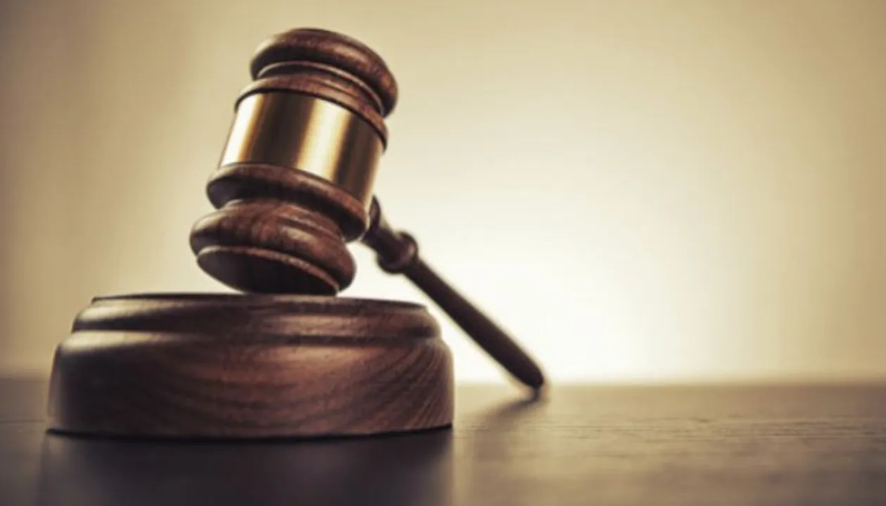  gavel 