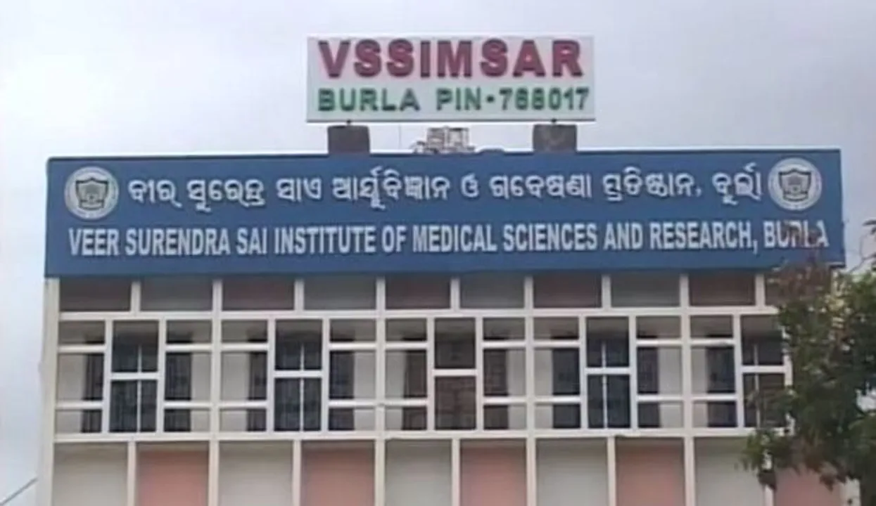  ଭିମ୍‌ସାର କନିଷ୍ଠ ଡାକ୍ତରଙ୍କ ଆନ୍ଦୋଳନ ୧୩ ଦିନରେ : ରୋଗୀଙ୍କ ଦୁର୍ଦ୍ଦଶା ବଢ଼ୁଛି