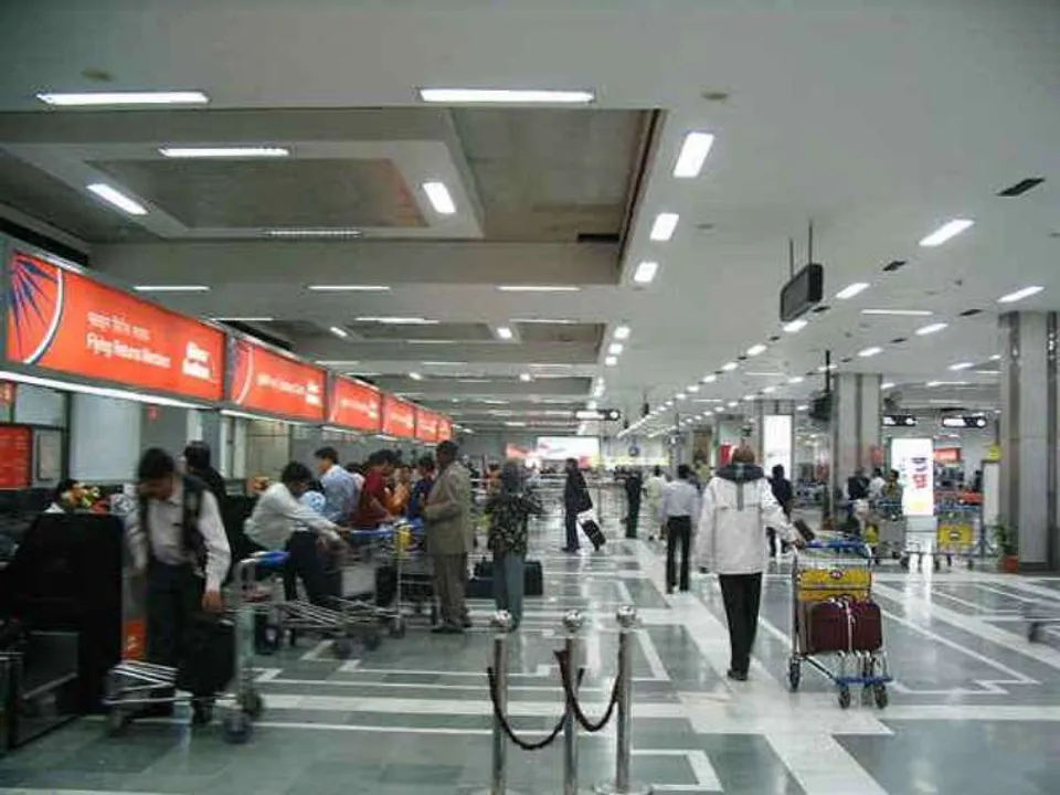  oneindia.com 