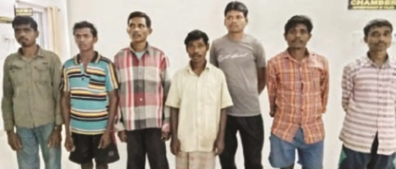  ସୀମାନ୍ତରେ ୭ ନକ୍ସଲଙ୍କ ଆତ୍ମସମର୍ପଣ