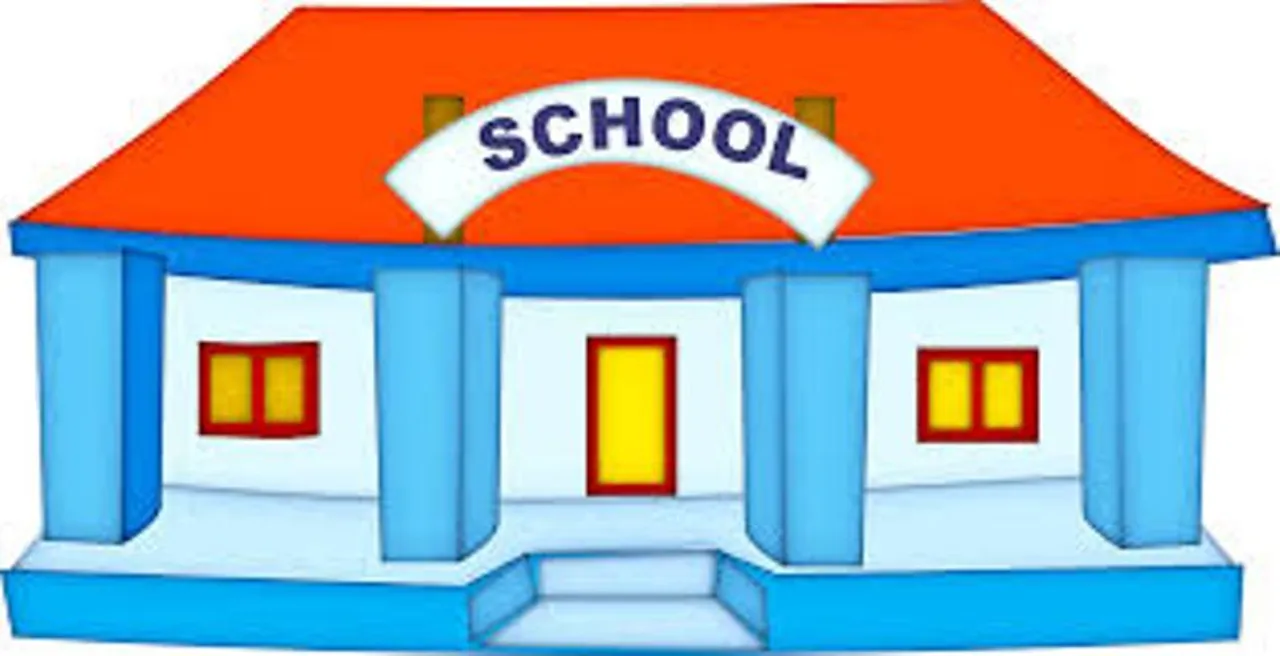  Photo: Track School Bus 