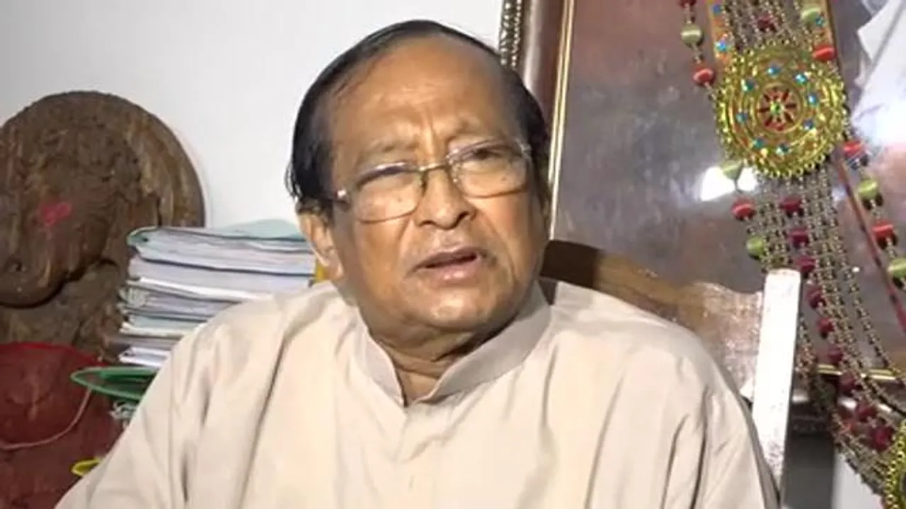  ଏଲ୍‌ପିଜି ନେଇ ସୂର୍ଯ୍ୟ-ଧର୍ମେନ୍ଦ୍ର ମୁହାଁମୁହିଁ
