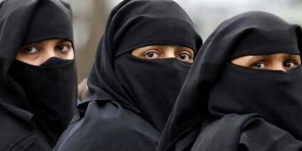  Photo-representative image 