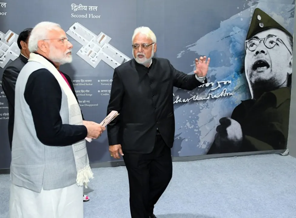  The Prime Minister, Shri Narendra Modi visiting the Museum on Netaji Subhas Chandra Bose and Indian National Army, at Red Fort, Delhi on January 23, 2019. 
