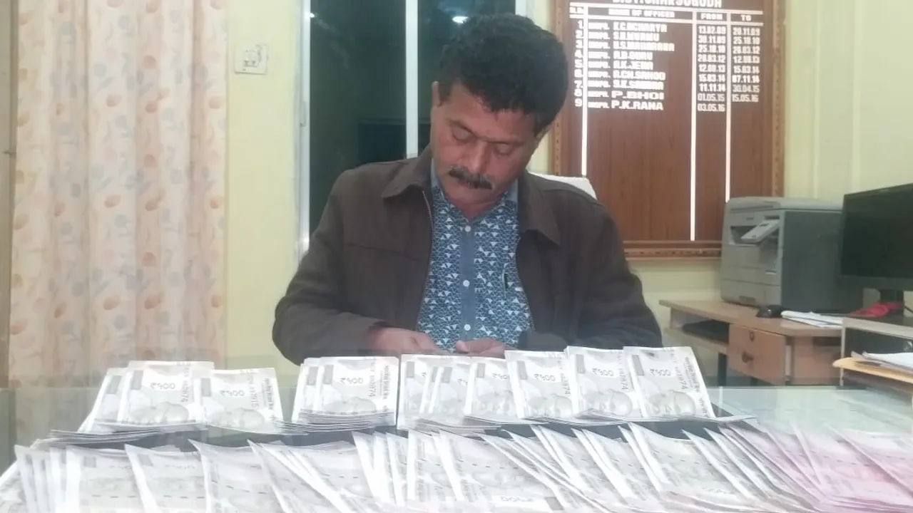  ଝାରସୁଗୁଡ଼ା: ଜାଲ ନୋଟ ଜବତ, ୩ ଅଟକ