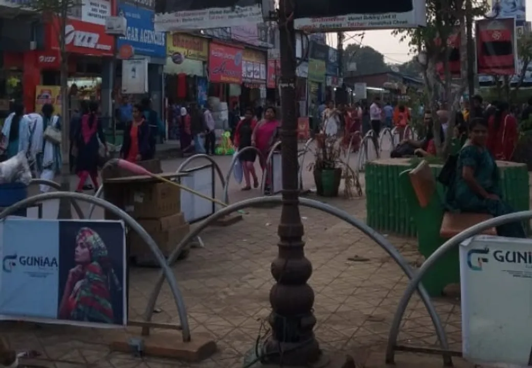  ଦୋହଲି ଯାଇଛି ରାଜଧାନୀ ବଜାର: ଅଧିକାଂଶ ଦୋକାନରେ ଝୁଲୁଛି ତାଲା