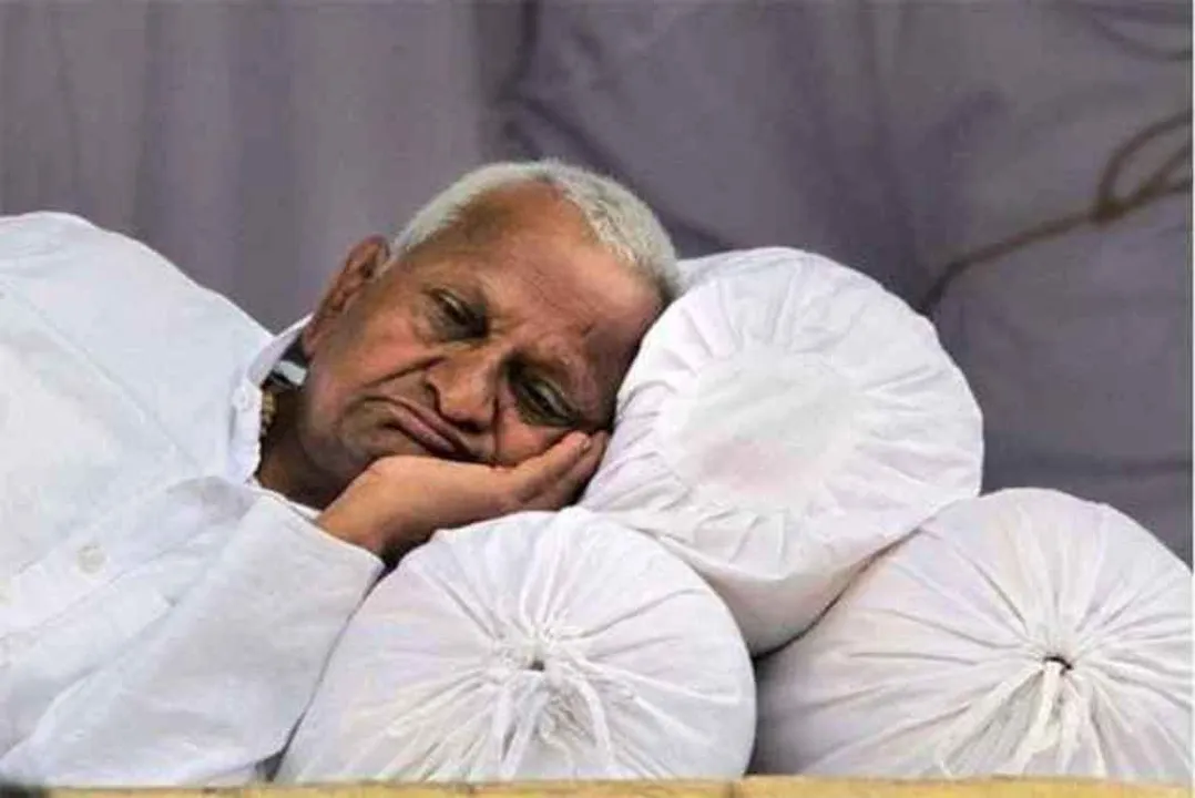  ‘ଯଦି ଆମରଣ ଅନଶନରେ ମୋର କିଛି ହୁଏ ତେବେ ସେଥିପାଇଁ କେବଳ ମୋଦି ହିଁ ଦାୟୀ’: ଆନ୍ନା
